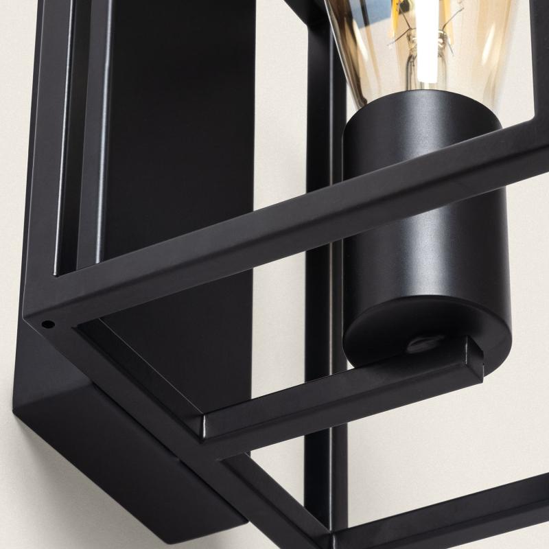 Wandlamp Aldavo gemonteerd aan de wand