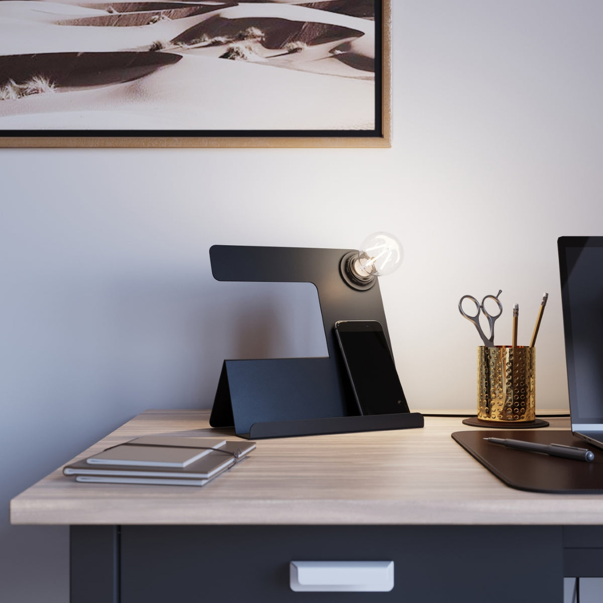 INCLINE bureaulamp zwart