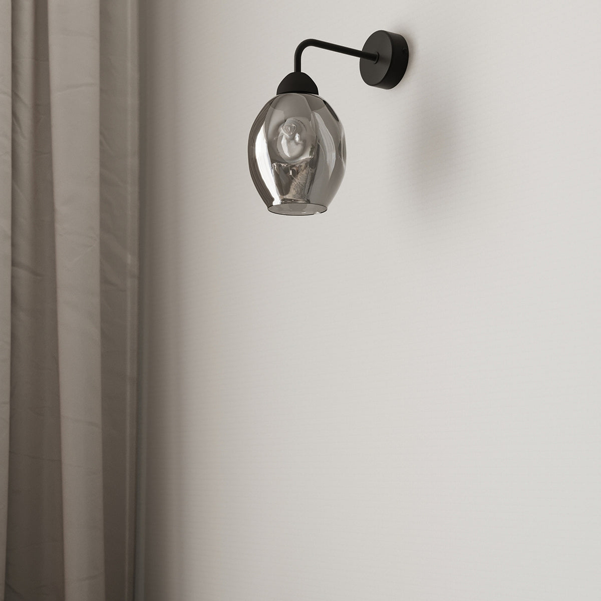 FILLAN 1 wandlamp zwart
