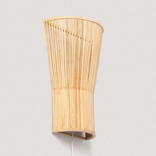 Wandlamp Burnivo van bamboe met schakelaar