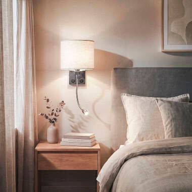 Leeslamp van wandlamp Torvaro in detail