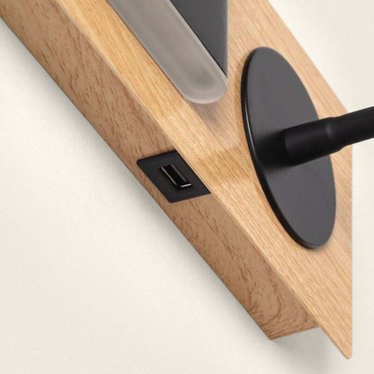 Wandlamp Isbaro naast een hoofdbord
