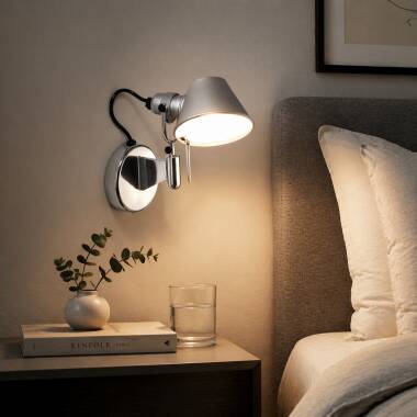 Wandlamp Ilmaro gemonteerd aan de wand