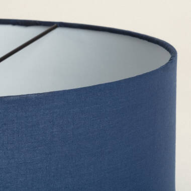 GADRANO hanglamp marineblauw boven een eettafel