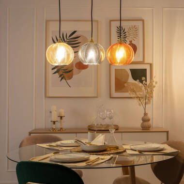 Hanglamp Cerbano boven een eettafel