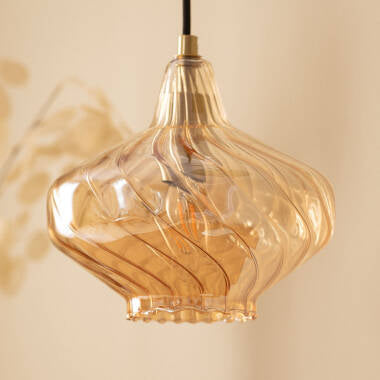 Hanglamp Halvaro in amber boven een bijzettafel