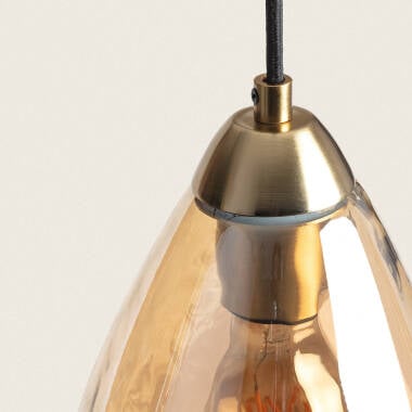 Hanglamp Selkaro boven een nachtkastje
