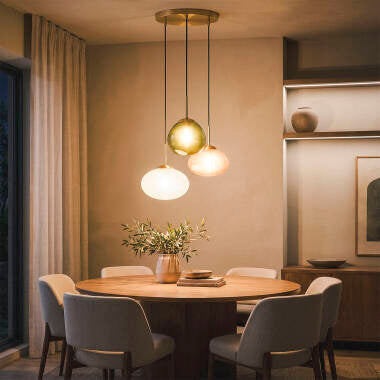 Hanglamp Ludrano in groen detail van een glazen kap