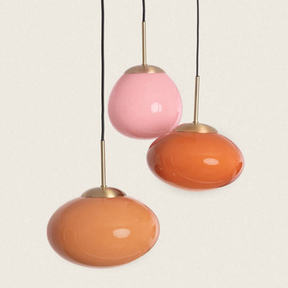Hanglamp Ludrano in roze met drie glazen kappen