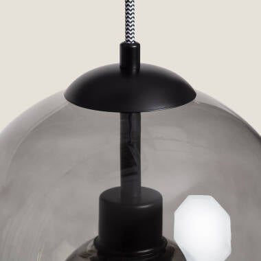 Hanglamp Dalcano detail van de glazen kap