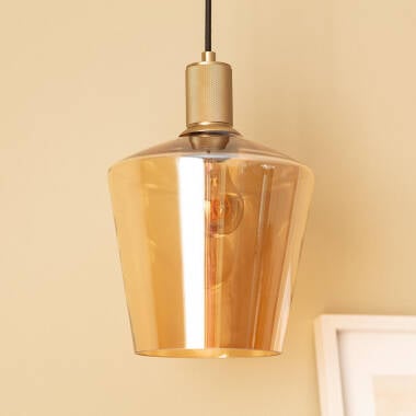 Hanglamp Ormivo detail van de goudkleurige fitting