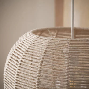 CENDARO hanglamp boven een eettafel