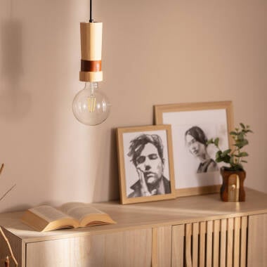 Detail van de houten kap van de GORLIVO hanglamp