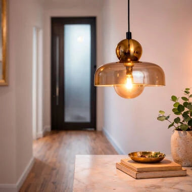 Hanglamp Nelsaro in amber, zijaanzicht