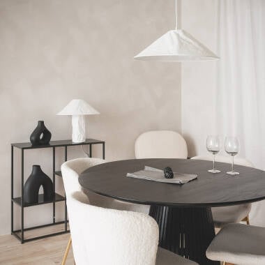 GLOSTARO hanglamp boven een eettafel