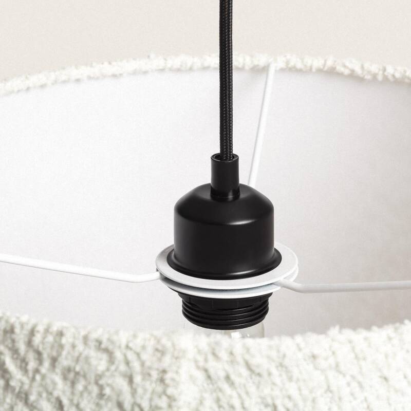 LOMTARO hanglamp in een woonkamer