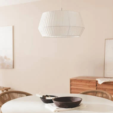 FIMBARO hanglamp boven een eettafel