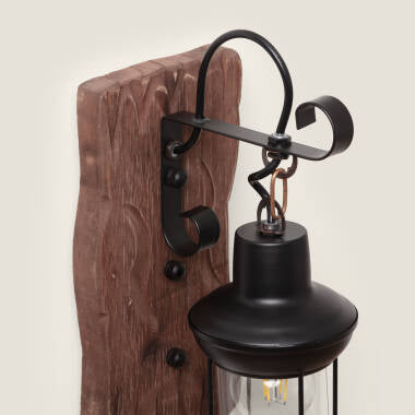 Wandlamp Bardavo gemonteerd aan de wand
