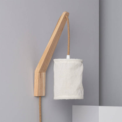 Wandlamp Trevano met houten basis en stoffen kap