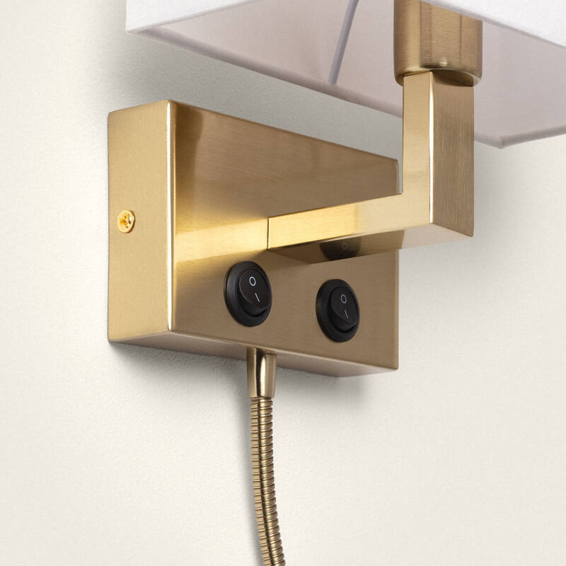 Wandlamp Wortano gemonteerd op de wand