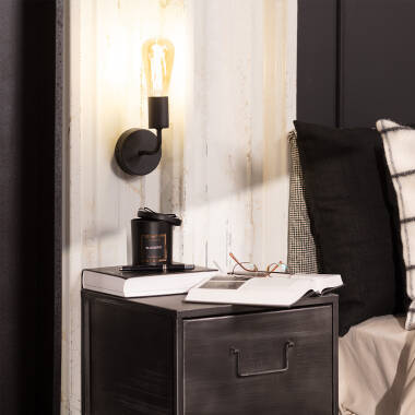 Wandlamp Konivo in een interieur