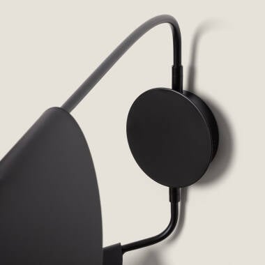 Wandlamp Wendaro in zwart metaal, vooraanzicht