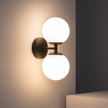 Wandlamp Binaro in een interieur