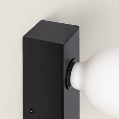 Wandlamp Dorsano detail van de zwarte rail