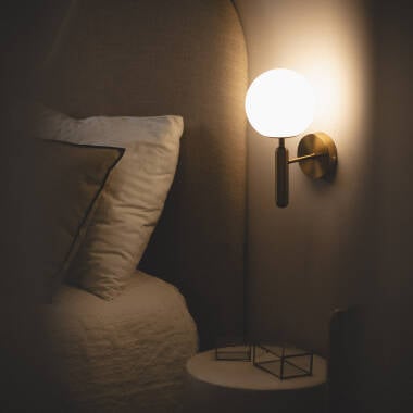 Wandlamp Delmaro goud zijaanzicht