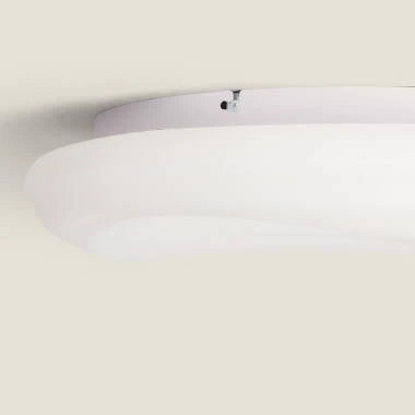 PRUSTARO plafondlamp brandend aan het plafond