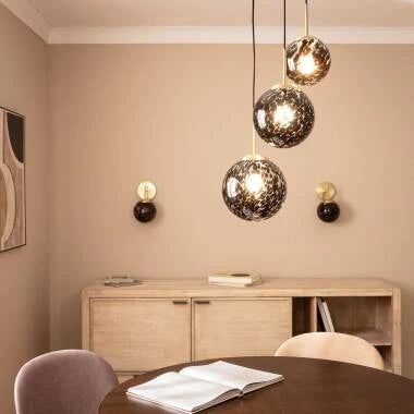 TESKARO hanglamp goud, detail van de dierenprint op het glas