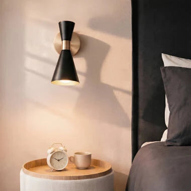 Wandlamp Belvaro metaal wit detailfoto